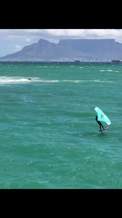 @_cole_welch_ 

Hoping for many sessions like this in 2024 🌊 

Thanks to @juliasendsit for the awesome drone shots 

@naishsouthafrica @wing_surfer @naishfoiling 
@capedrwind 

#wingfoil #foil #summer #2024