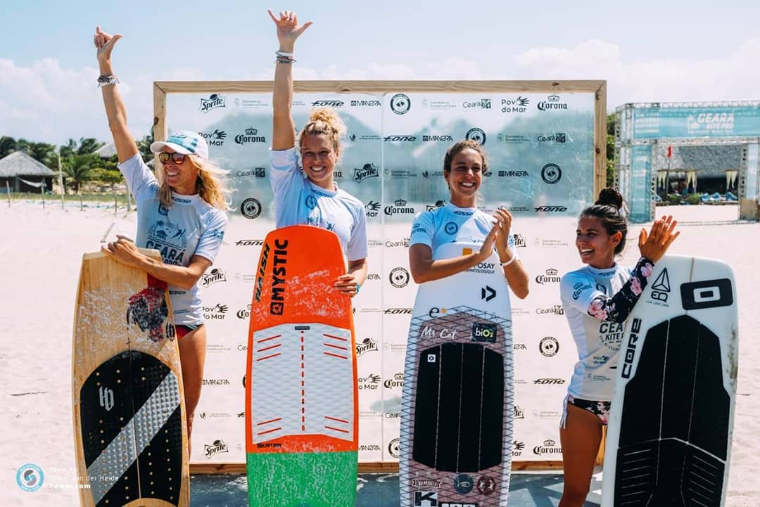 Congrats to @jaloulangeree on taking the win in the women's single eliminations at the @globalkitesports @cearakitepro.

#naish #naishkiteboarding #naishkites #kiteboarding #kitesurfing #teamnaish
#liveboldlyridenaish #straplessfreestyle #naishboxer