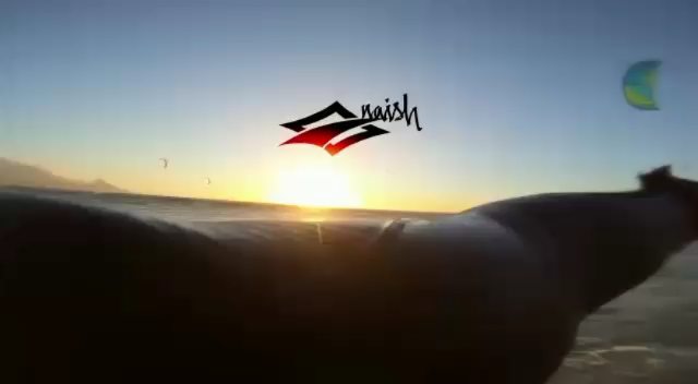 @gethighwithmike.kite throwing down some technical moves😎

#naish #naishdash #liveboldlyridenaish #kitesurfing #kiteboarding #naishkiteboarding